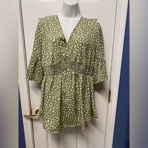 Bloomchic Abstract Print Ruffles Surplice Neck Blouse Green White Peplum Size 12